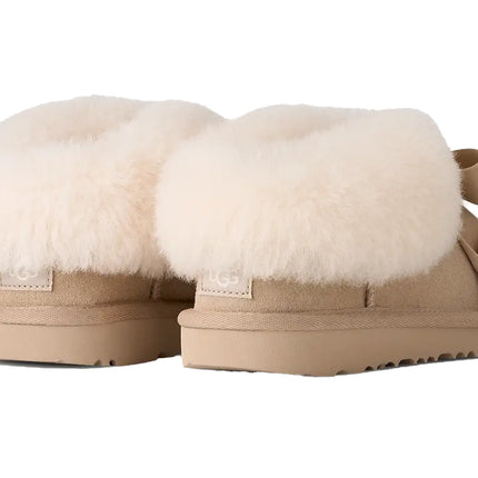 UGG Big Kids' Bailey Slipper Sand