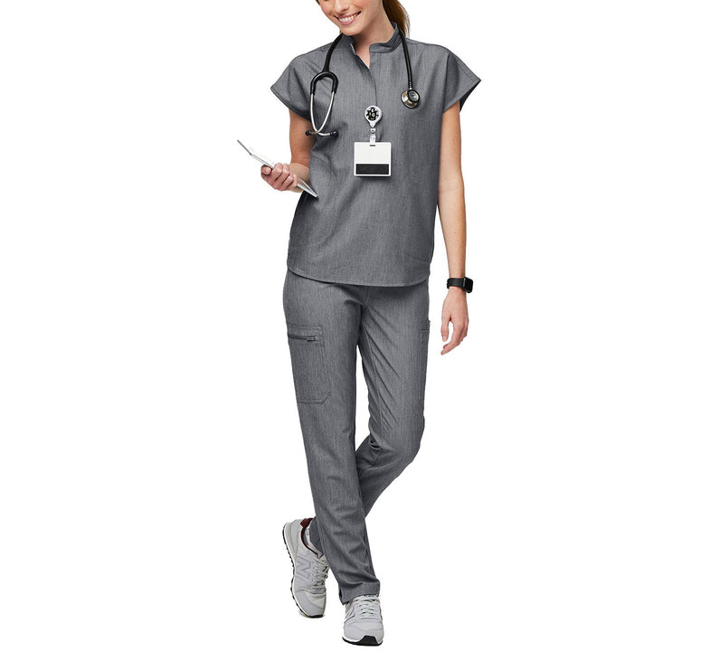 FIGS Women's Rafaela Oversized Scrub Top Graphite