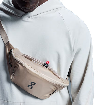 ON Waist Pack 2L Lite Sand