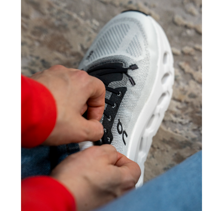 ON Men's Cloudtilt Black/Ivory