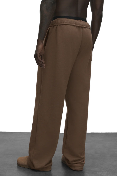 alo Men's Accolade Straight Leg Sweatpant Java Brown