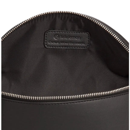 lululemon Unisex Leather Alternative Saddle Crossbody Bag 2L Black/Silver