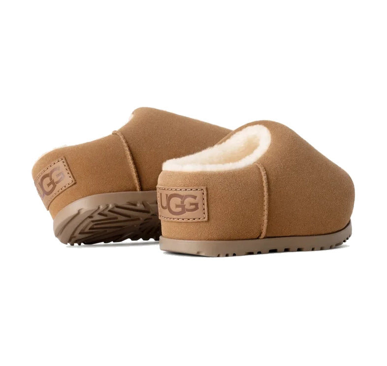 UGG Women's Pumped Slide Chestnut