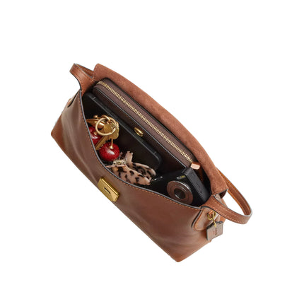 Coach Women's Chelsea Shoulder Bag 30 In Loved Leather Brass/Brown