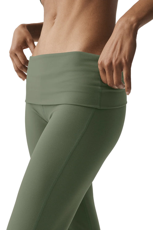 alo Women's ALO Softsculpt Foldover Flare Legging (Regular) Bamboo Green