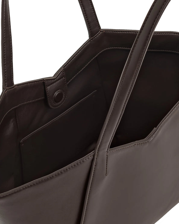 JW PEI Women's Kiana Large Capacity Tote Bag - Caramel