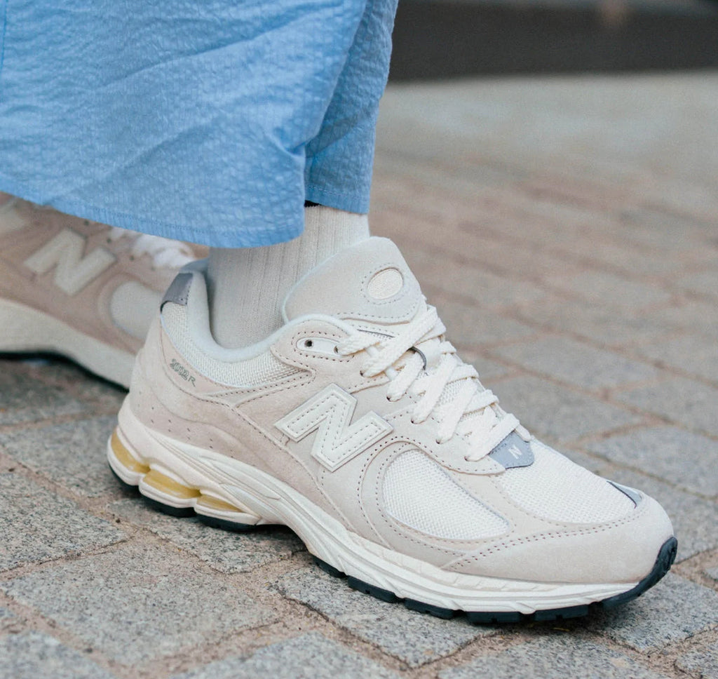 New Balance 2002R Calm Taupe M2002RCC